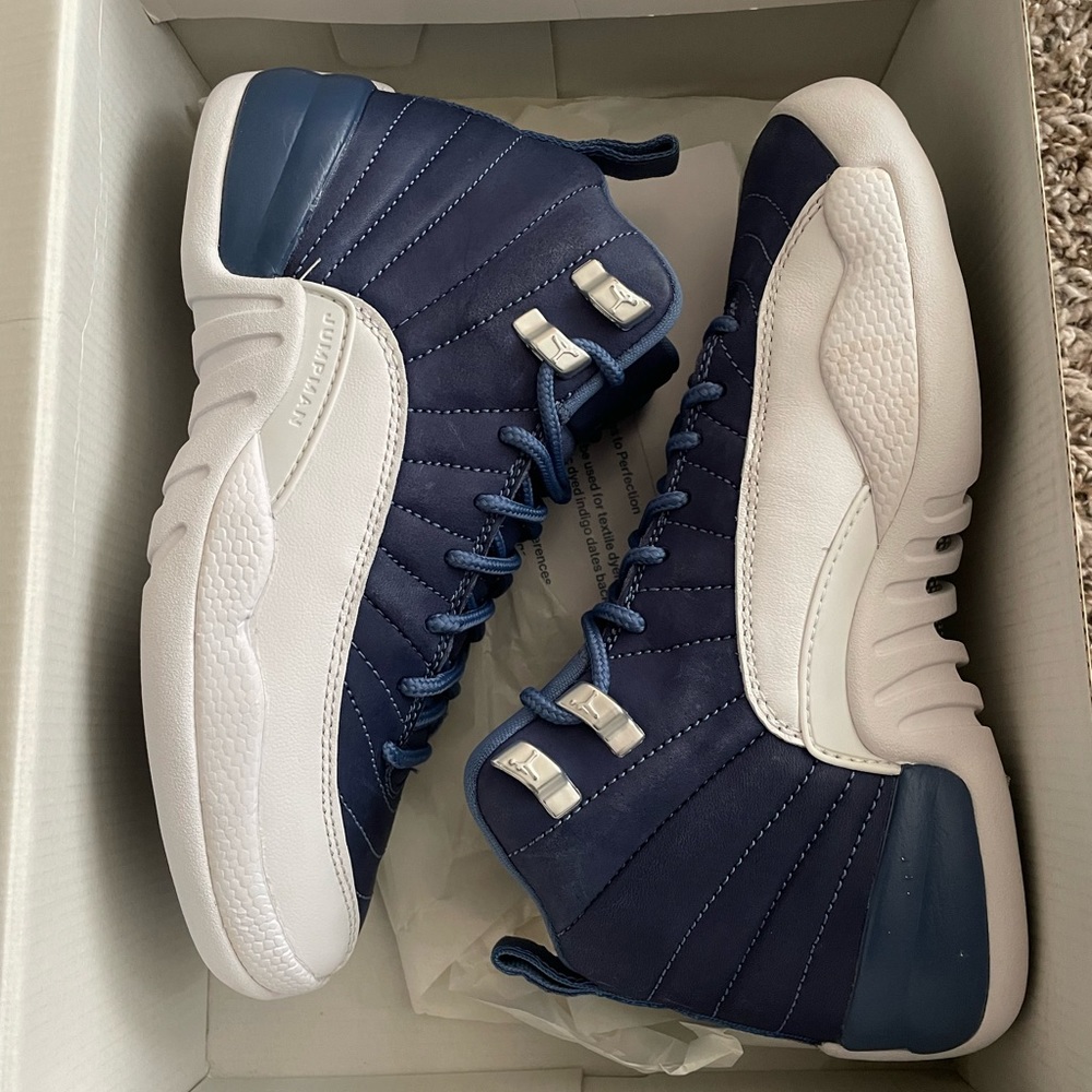 Air Jordan 12 Indigo